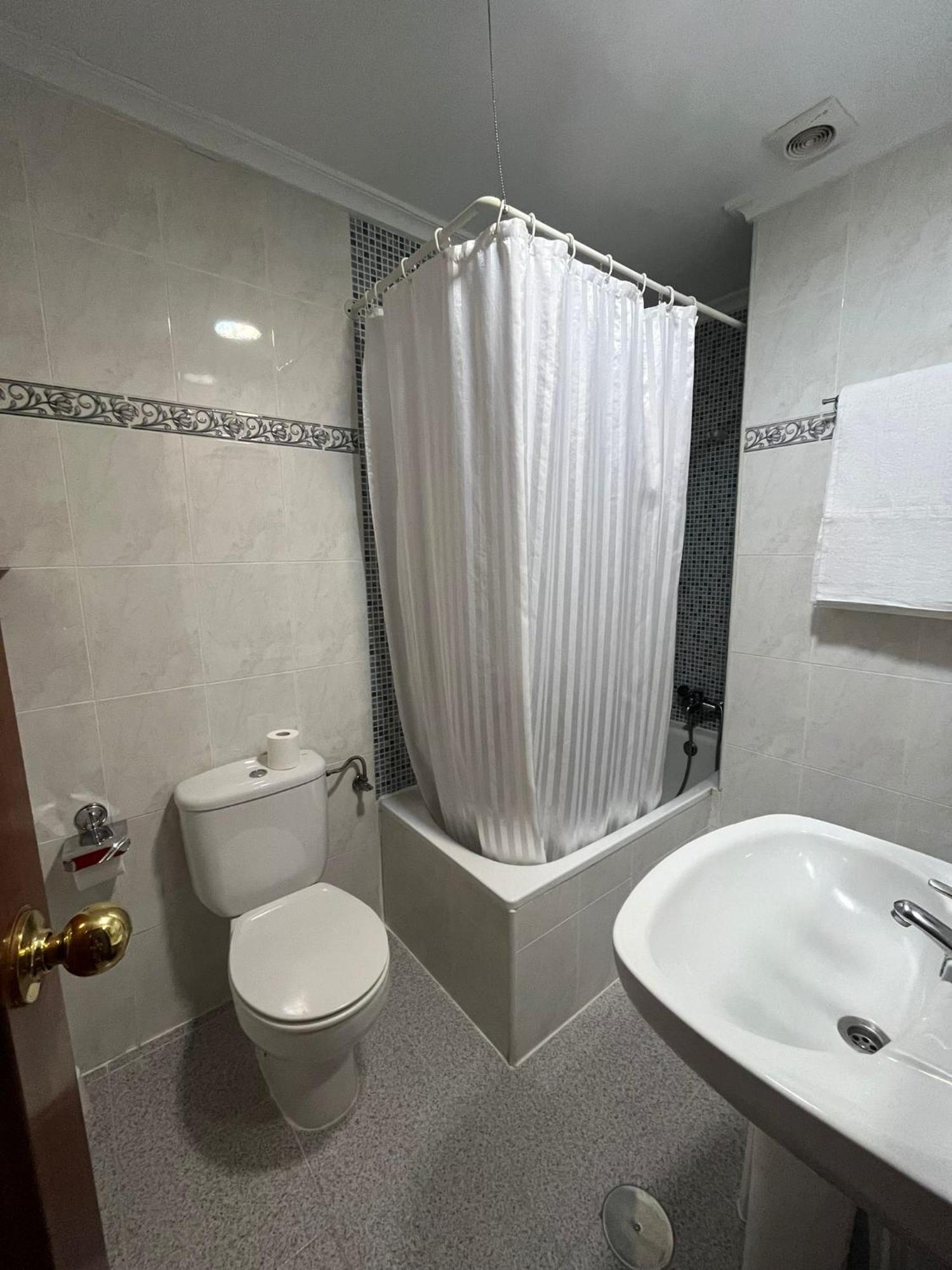 Hotel La Basilica Venta de Baños Kültér fotó
